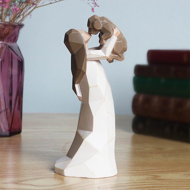 Skorter | Angel of Friendship Dog Monument Figurine