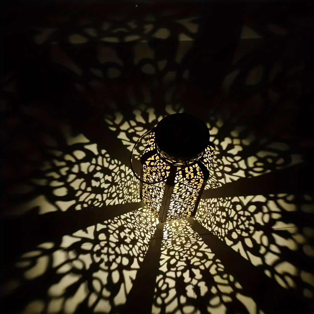 Skorter | SolarLicht - LED Hanging Garden lamp, Hole design, Solar energy