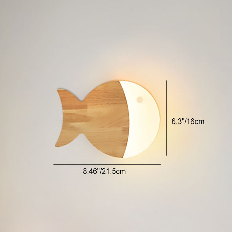 Skorter | Nordic Creative Simple Wood Art Small Fish LED Lamp