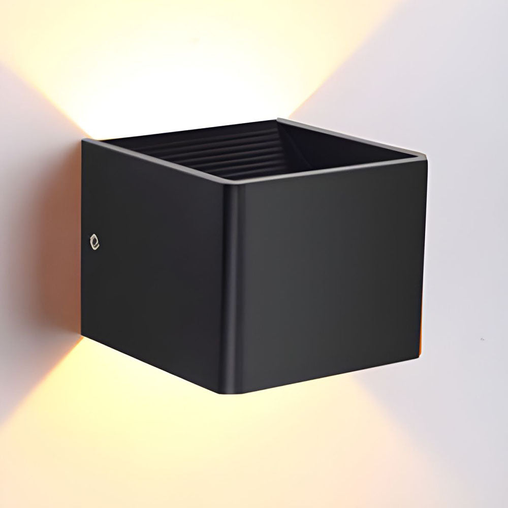 Skorter | Laurion – Modern Cube Wall Lamp | LED Ambient Lighting for Living Room & Bedroom