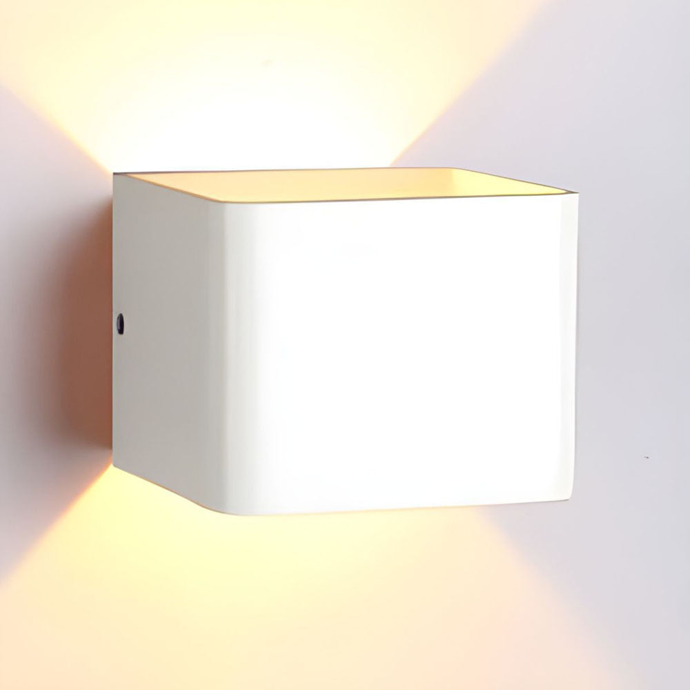 Skorter | Laurion – Modern Cube Wall Lamp | LED Ambient Lighting for Living Room & Bedroom