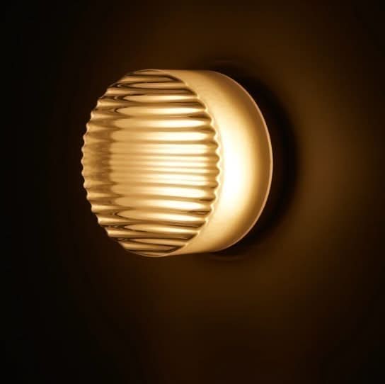 Skorter | Modern Round LED Wall Light