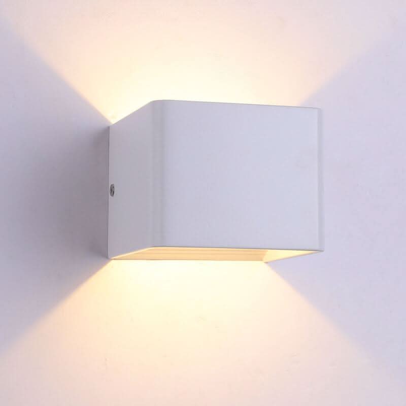 Skorter | Luxorlight - Stylish Square LED Wall Lamps in Aluminum