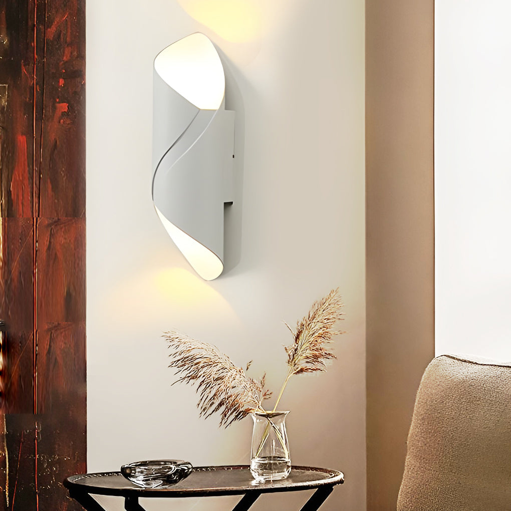 Skorter | Durable Outdoor LED Wall Lamp