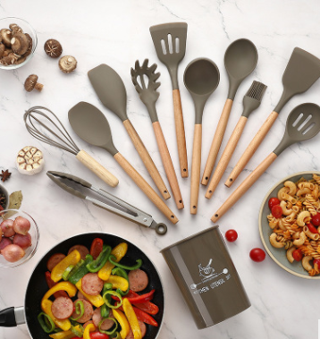 Skorter kitchen utensils with wooden handle 11 pieces