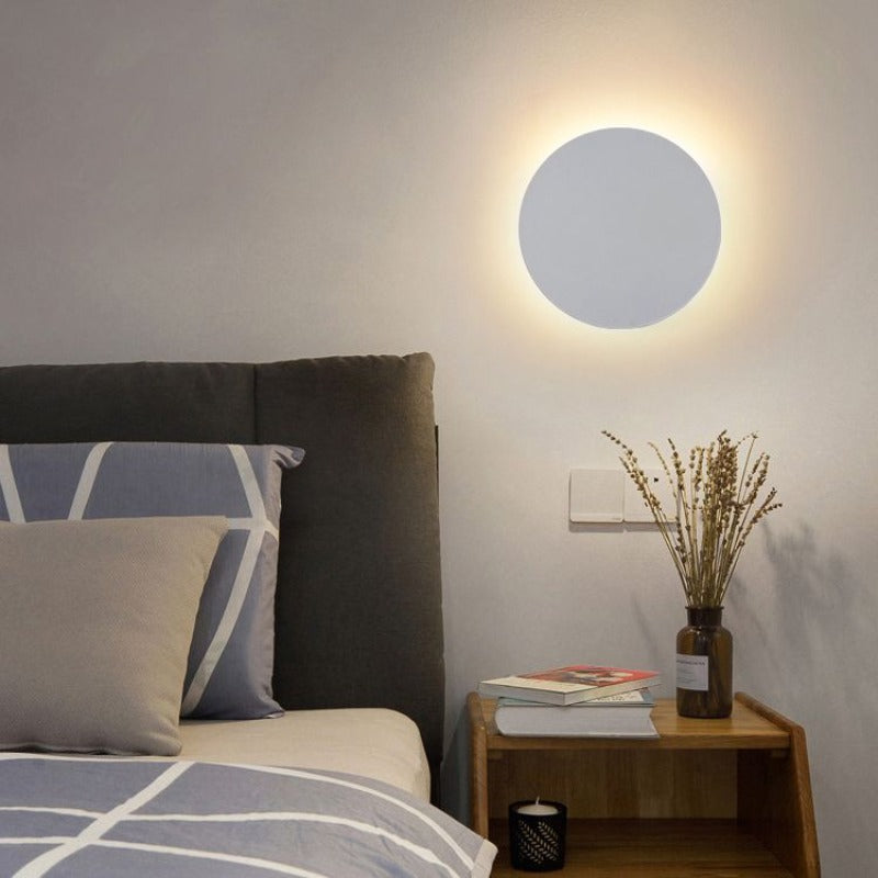 Skorter | Orr Modern Round Wall Lamp - Black/White/Gold, Metal, Living Room