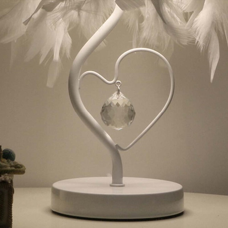 Skorter | Feather Crystal Table Lamp