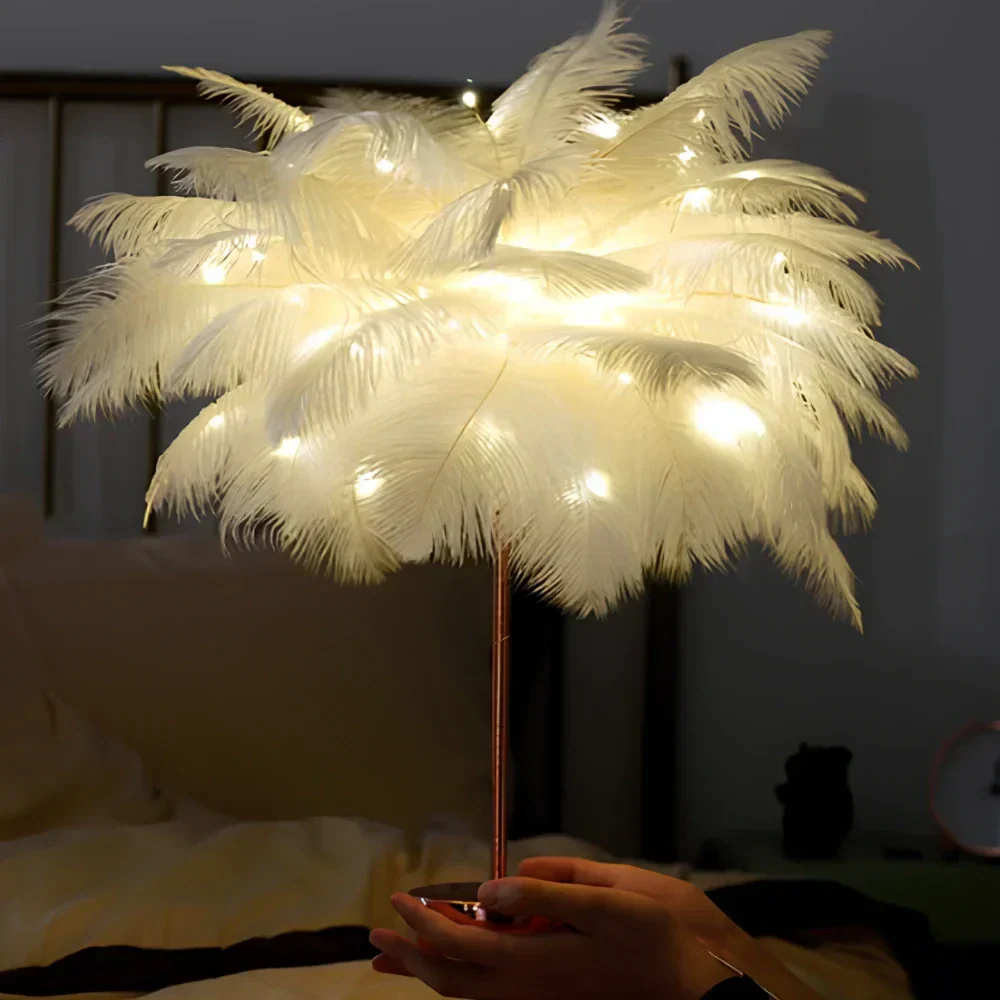 Skorter | LumaPalm Feather Palm Tree Lamp