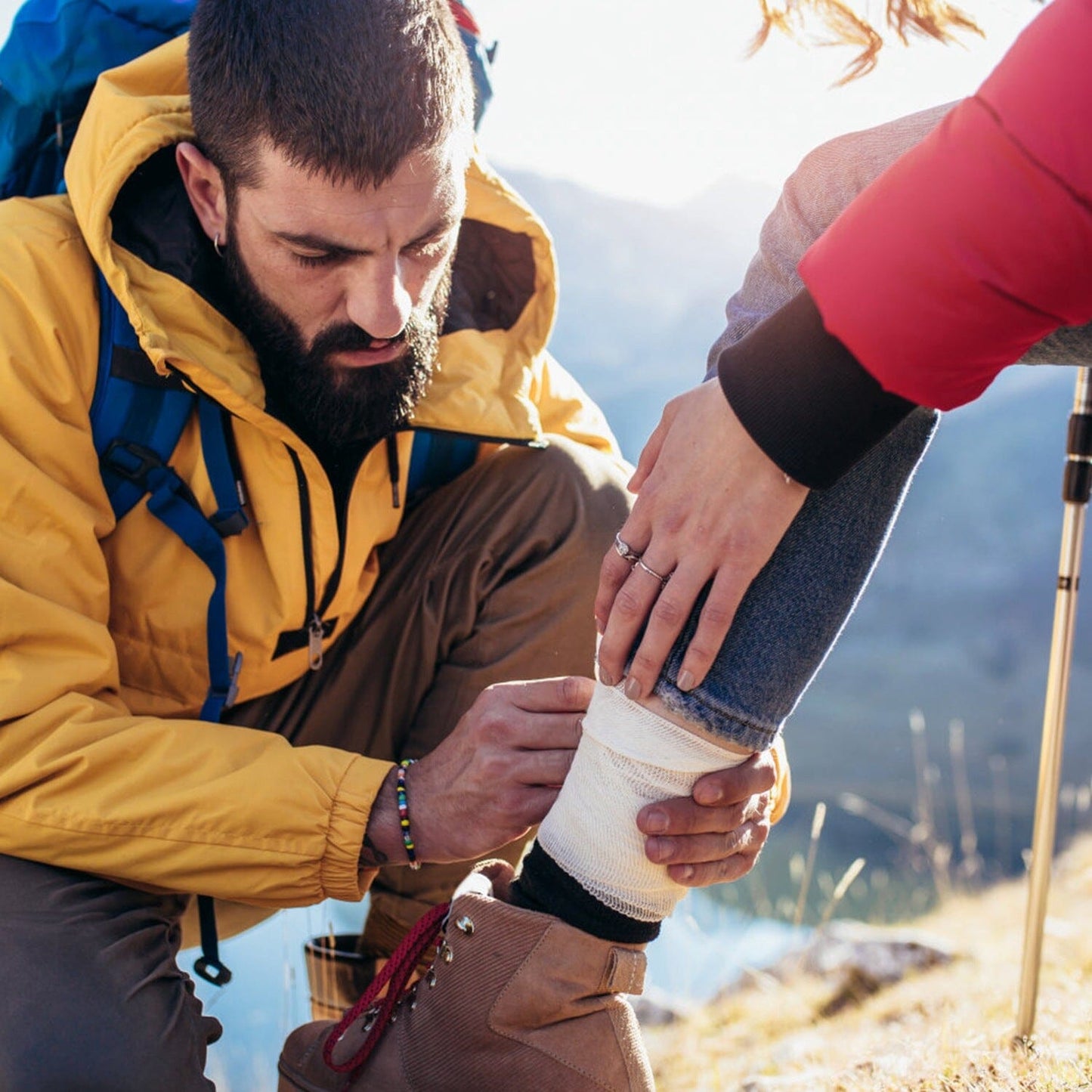Skorter | 125-Pieces: Emergency Survival Gear Tactical for Outdoor Adventures