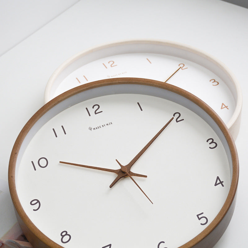 Skorter | Simple solid wood analog wall clock for home