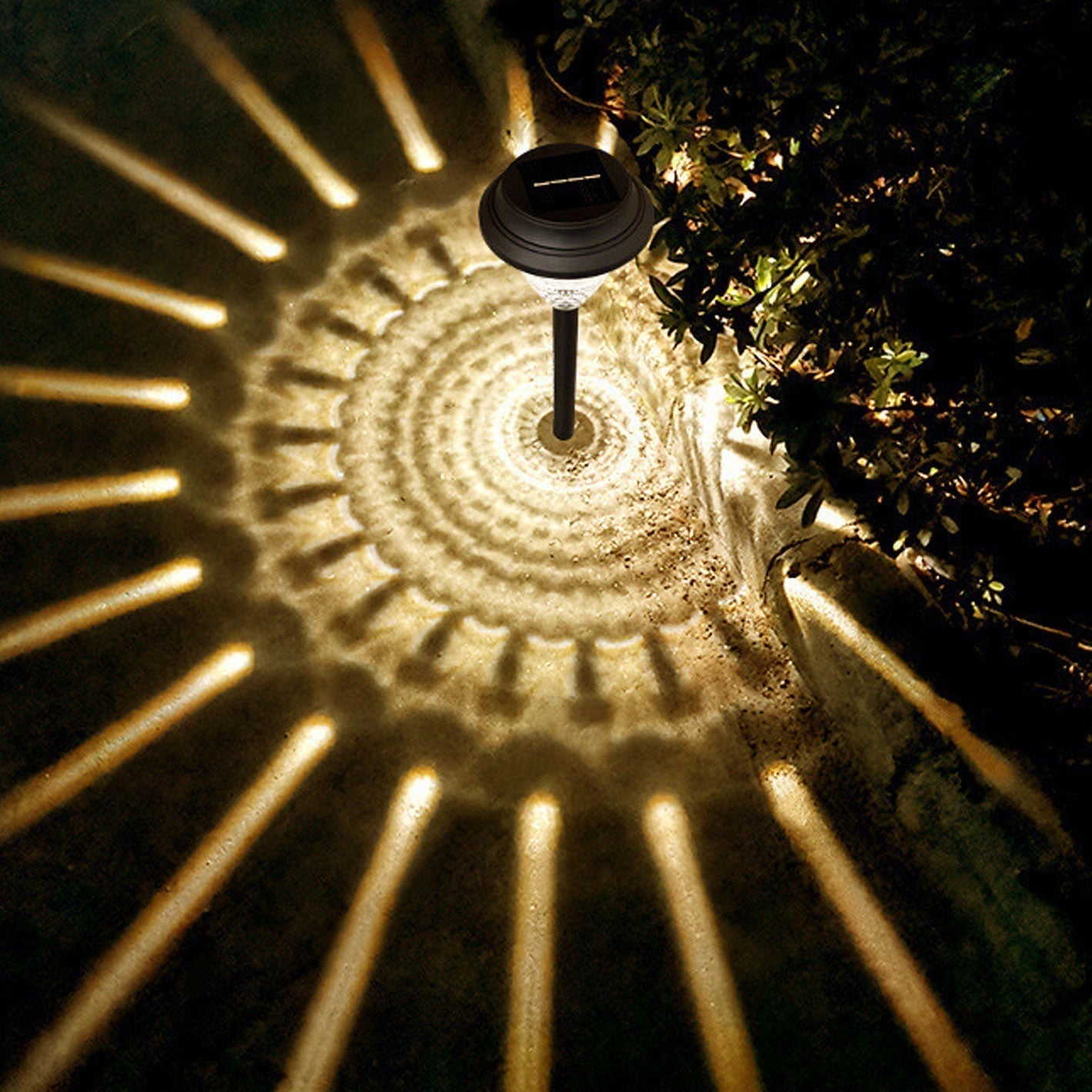 Skorter | Solar waterproof circular divergent light shadow design LED outdoor garden decorative light