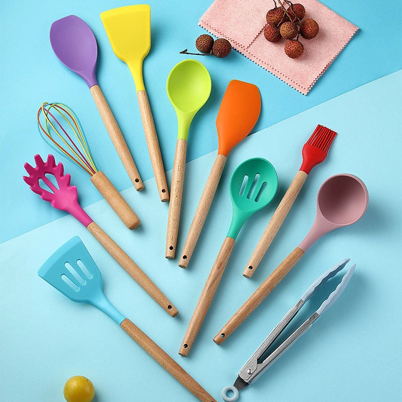 Skorter kitchen utensils with wooden handle 11 pieces