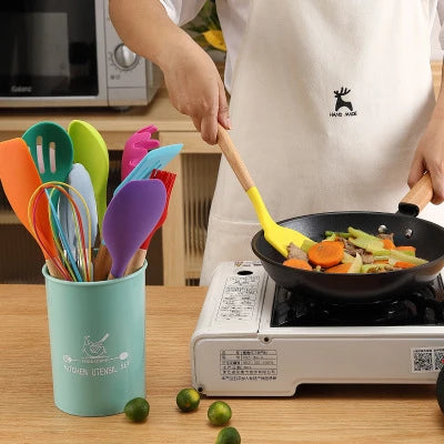 Skorter kitchen utensils with wooden handle 11 pieces