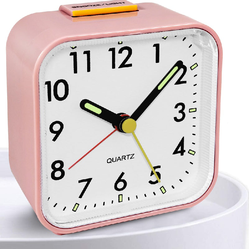 Skorter | SilentGlow - Silent Analog Alarm Clock with Snooze Function
