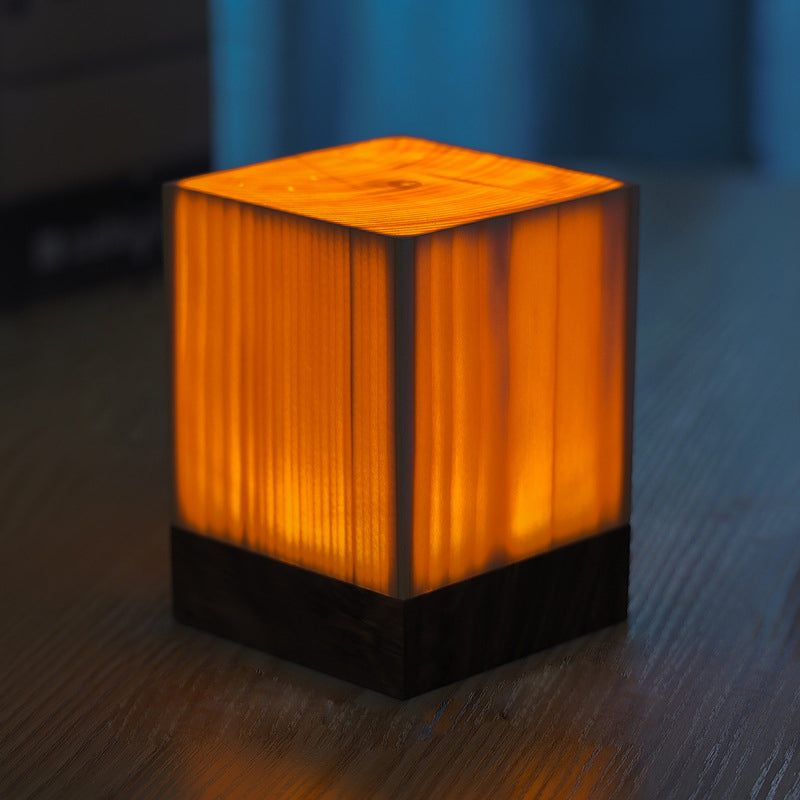 Skorter | LumiHout - LED Table Lamp with Battery and Touch Control