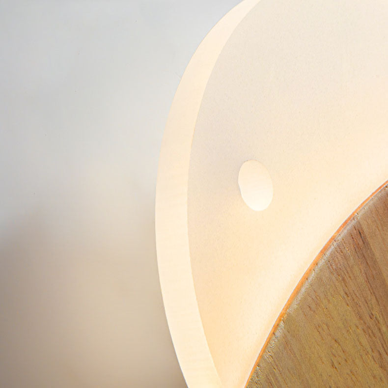 Skorter | Nordic Creative Simple Wood Art Small Fish LED Lamp