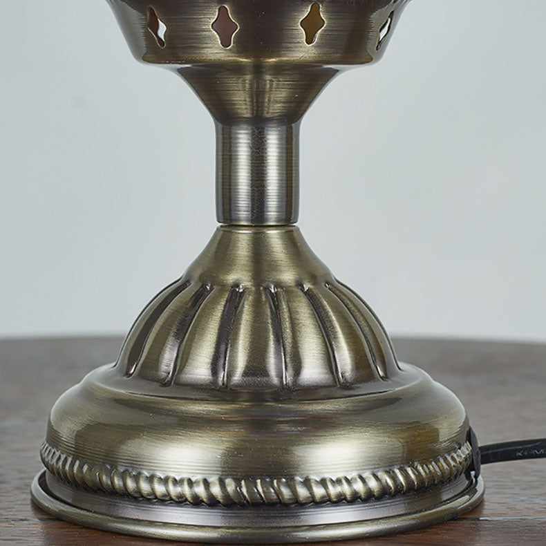 Skorter | Traditional Tiffany romantic oval iron enameled 1-light table lamp for the bedroom