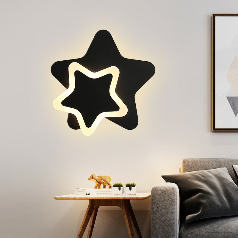 Skorter | ScandinavianStar - Scandinavian LED Wall Lamp in Black/White with Acrylic Lamp