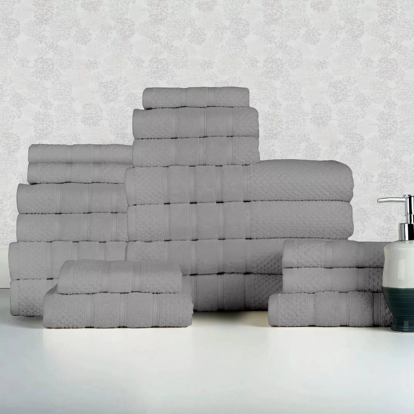 Skorter | 18-piece set: Bibb Home `Egyptian cotton towel set