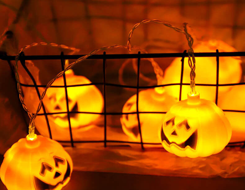 Skorter | Halloween Pumpkin Festive Lamp Artificial 10/20 Lights Plastic Battery USB LED String Lights