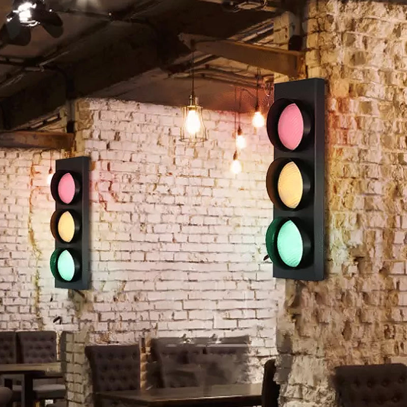 Skorter | TrafficLight - Modern Traffic Light Shaped Wall Lamp with 3 Lanterns in Black for Hallway