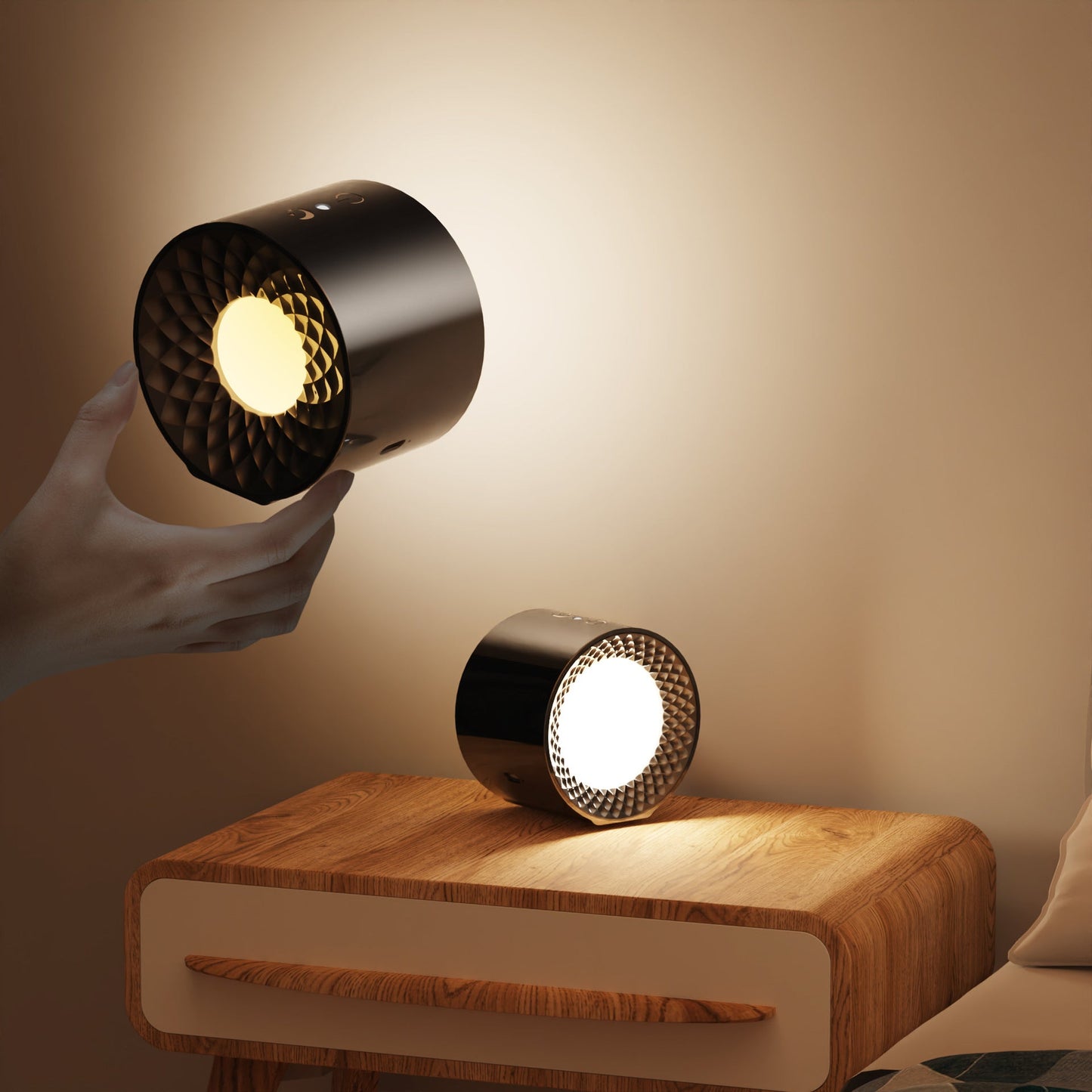 Skorter | Touch Controlled LED Wall Lamp Rechargeable