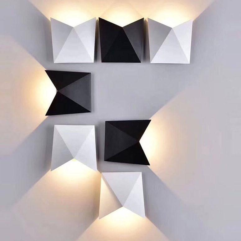 Skorter | Modern minimalist Origami-LED wall lamp with 1 light