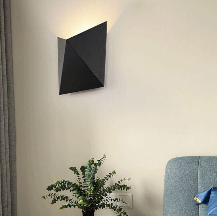 Skorter | Modern minimalist Origami-LED wall lamp with 1 light