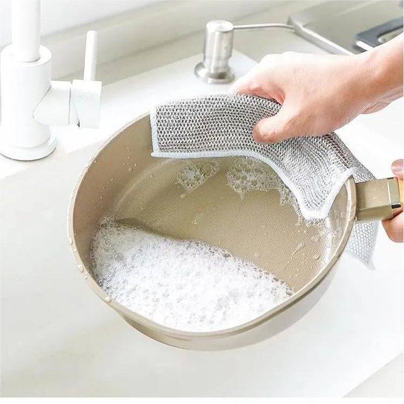 Skorter | Scratch-resistant wire mesh cloth