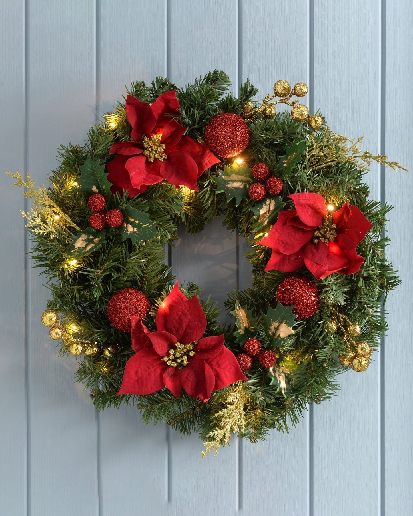 Skorter | Pre-lit LED light wreath illuminated with 20 LED lights