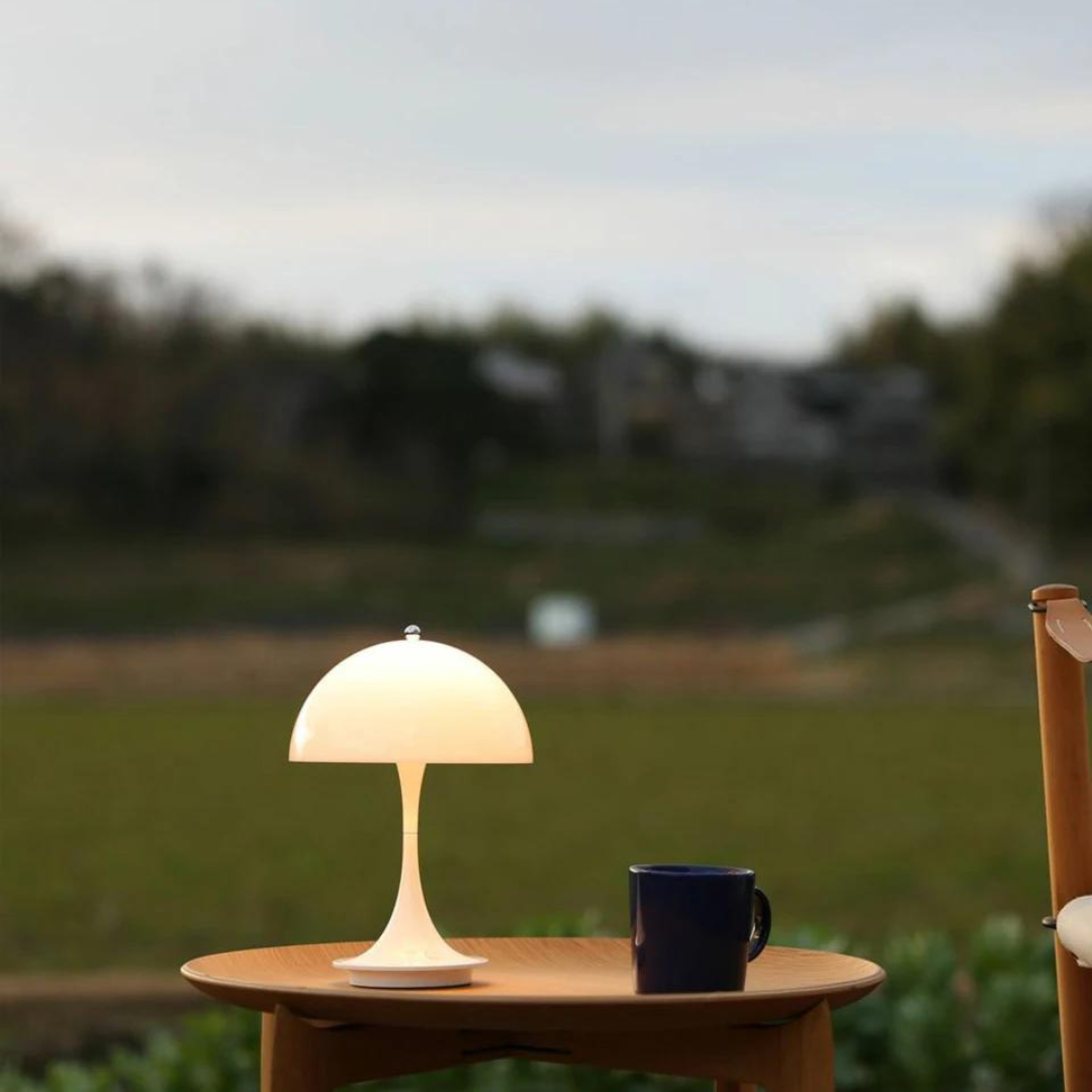Skorter | EclatéAura™ - A magical, rechargeable table lamp for an atmospheric mood.