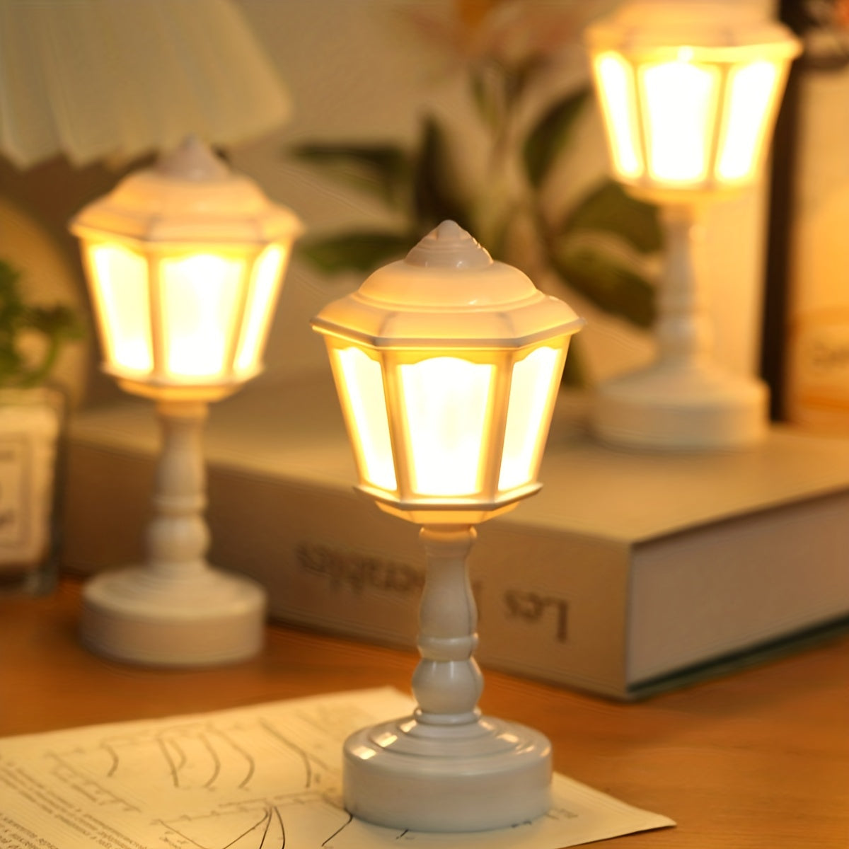 Skorter | RetroLight - Mini Retro LED Desk Lamp for Bedroom Decoration