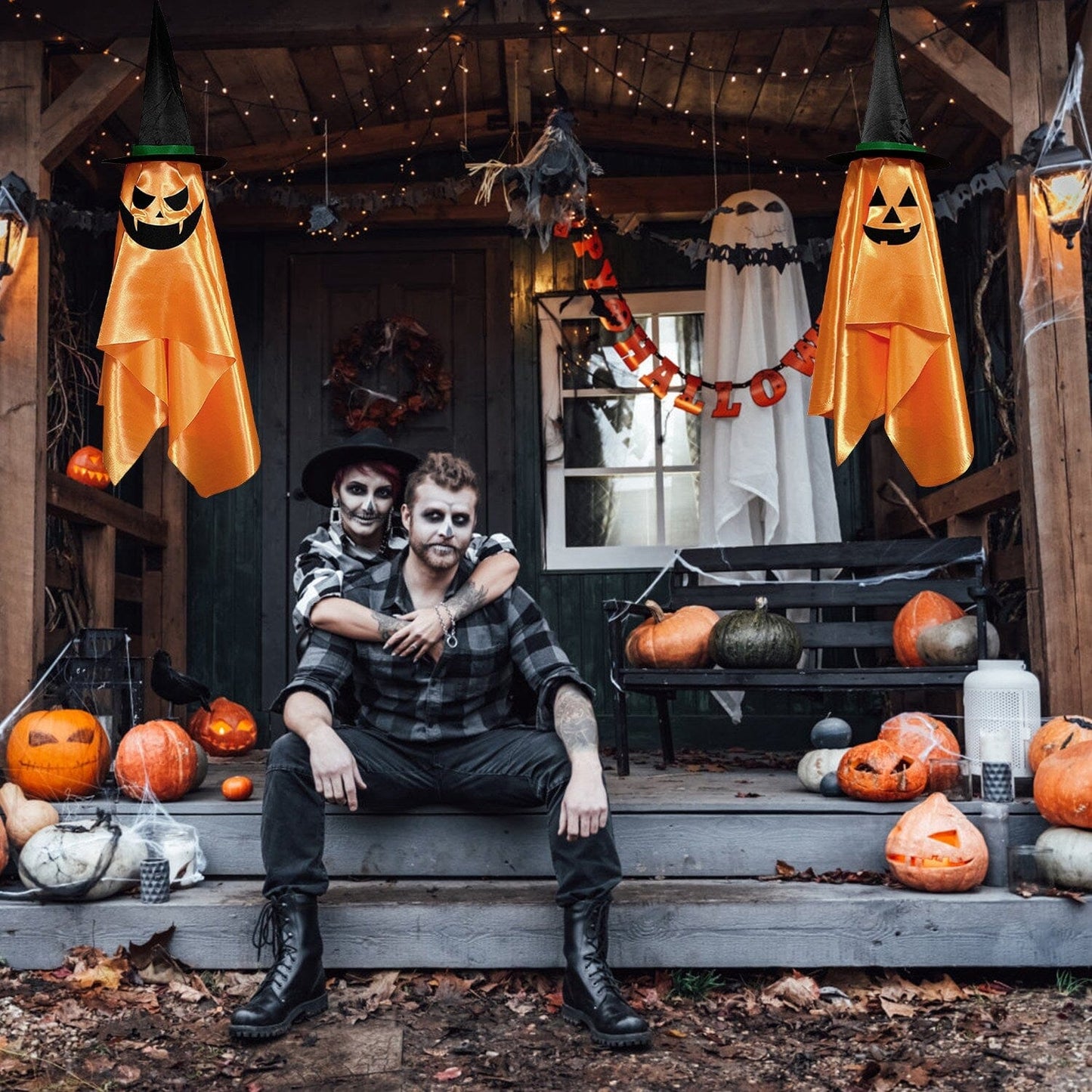 Skorter | 2-Pack: Hanging Ghosts with Wizard Hat Creepy Face