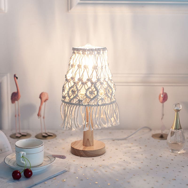 Skorter | FeatherGlow - Feather Wide Bulb-Shaped Table Lamp