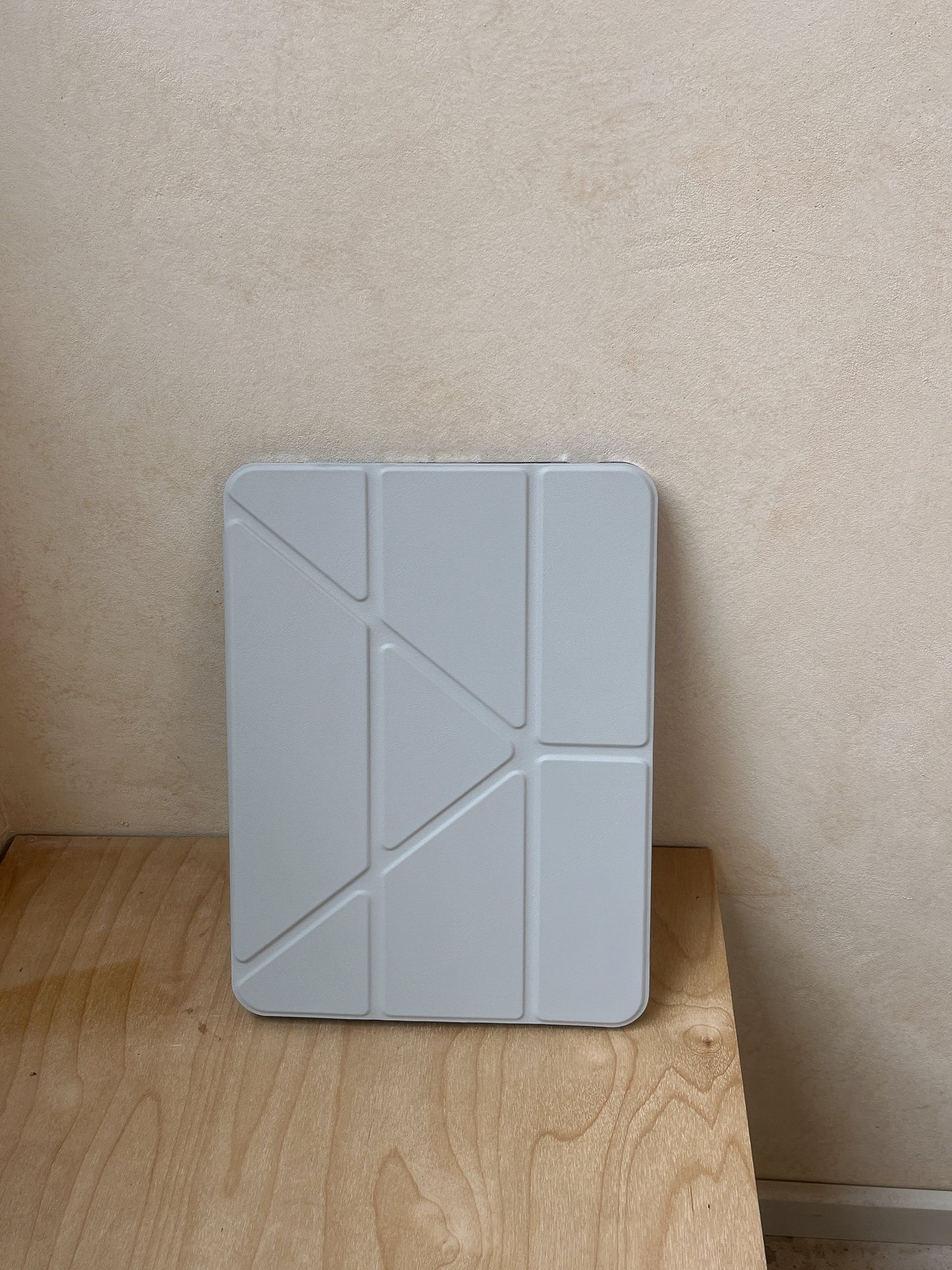 Skorter | Pastel Origami Stand iPad Case Slim Magnetic Foldable Stand