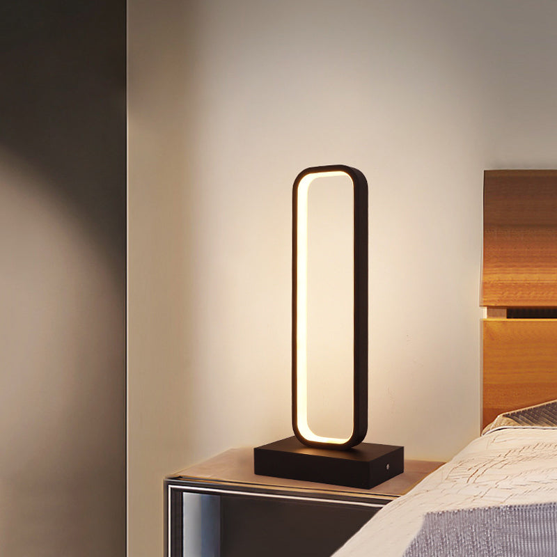 Skorter | SimpleLED - Black Metal Nightstand Lamp with Rounded Rectangular Shape