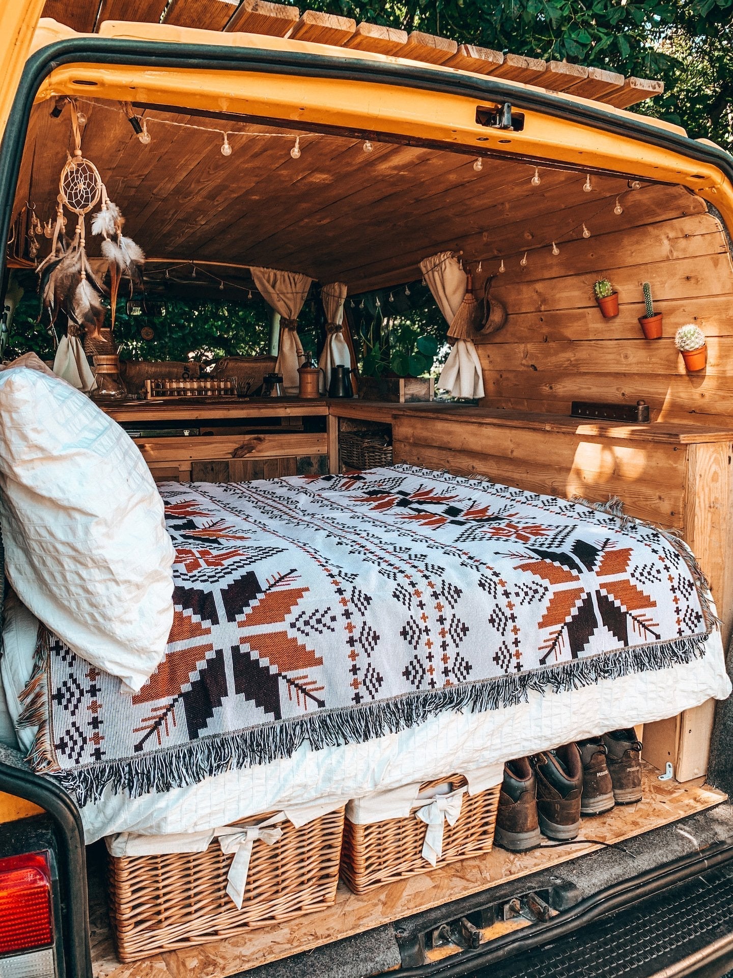 Skorter | Camping Nordic ethnic striped leisure blanket American retro camping blanket