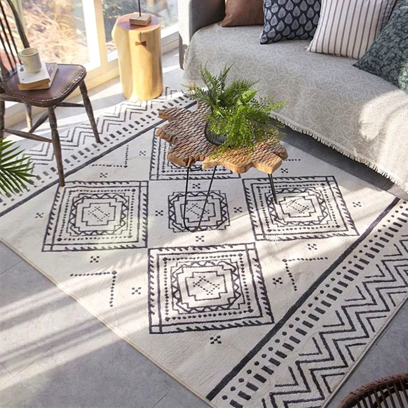 Skorter | Chic Americana Rug Multicolored Geometric Rug Stain Resistant Non-Slip Back Washable Rug for Home