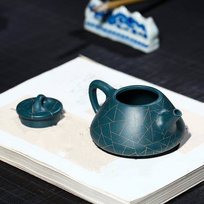 Skorter in glazed clay