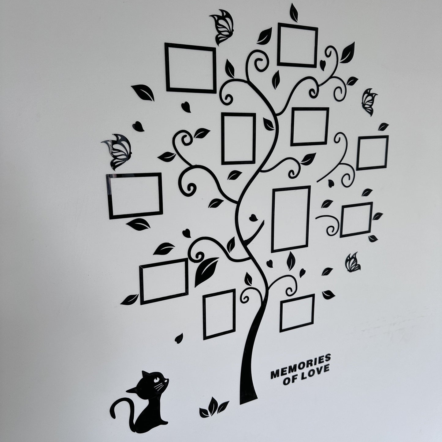 Skorter | 1 Set Acrylic Wall Decoration - 3D Creative Photo Tree for Family & Pets, Self-Adhesive Wall Sticker for Living Room, Hallway, Veranda, Share Special Memories