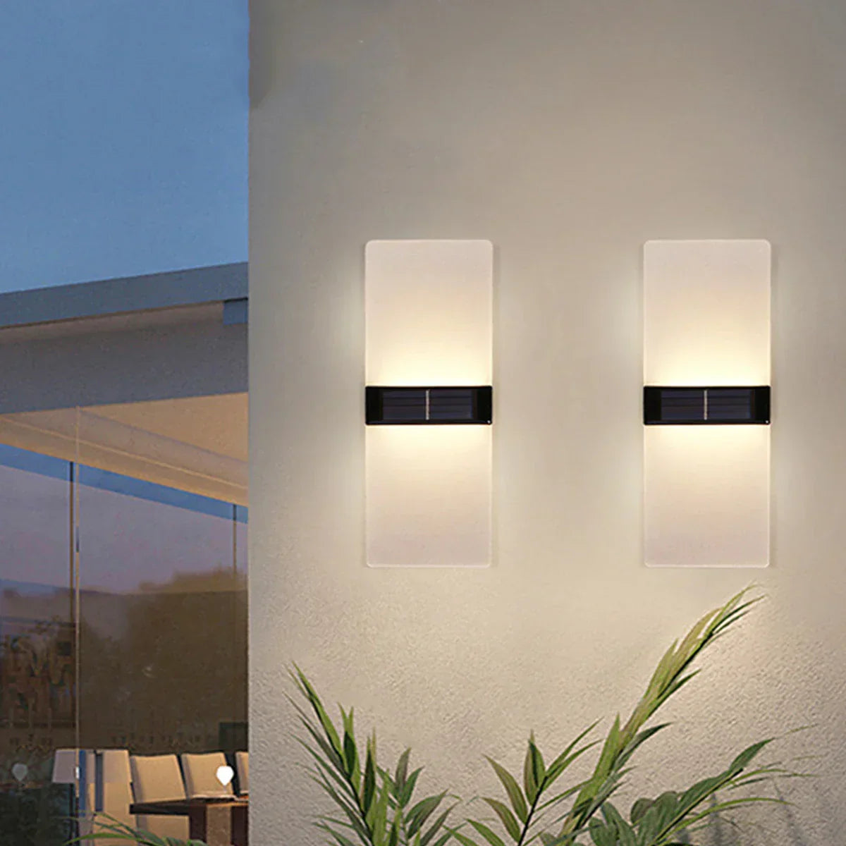 Skorter | LuminaraSolar - LED Outdoor Wall Lamp Powered by Solar Energy