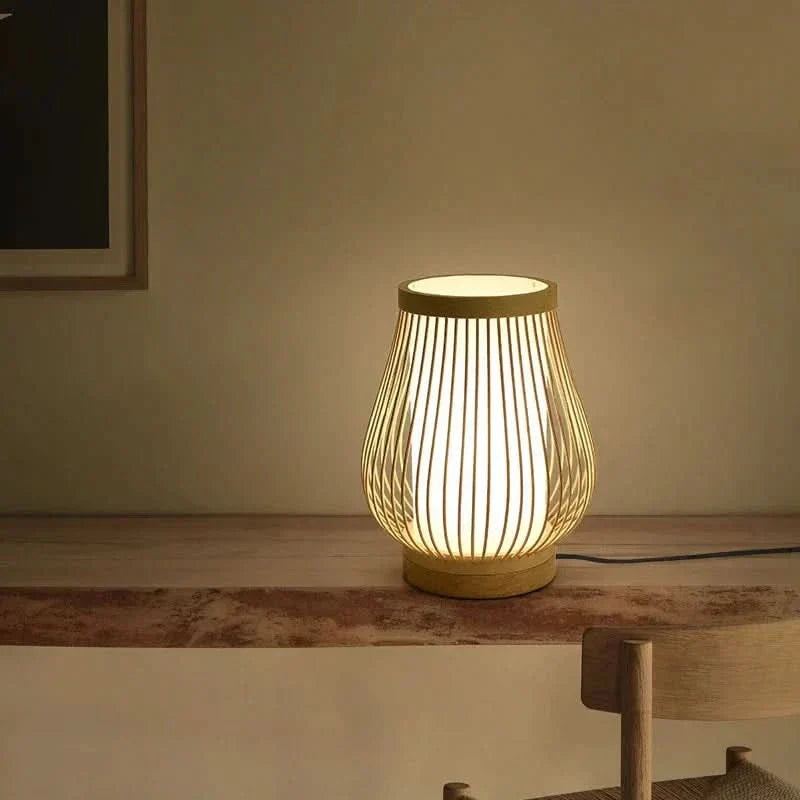 Skorter | Japanese Bamboo Table Lamp with Warm Light