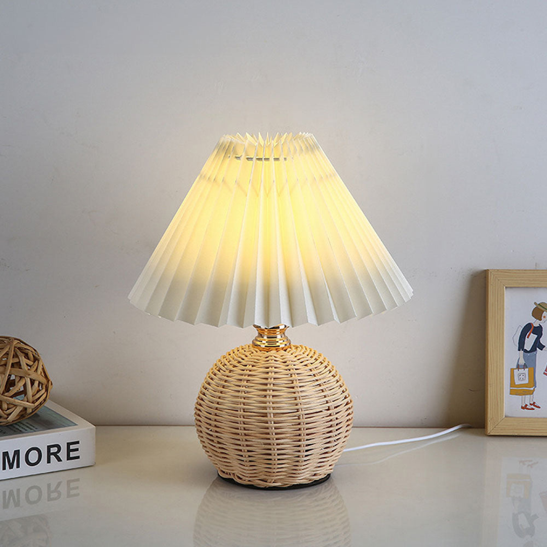 Skorter | Modern Table Lamp with White Pleated Shade