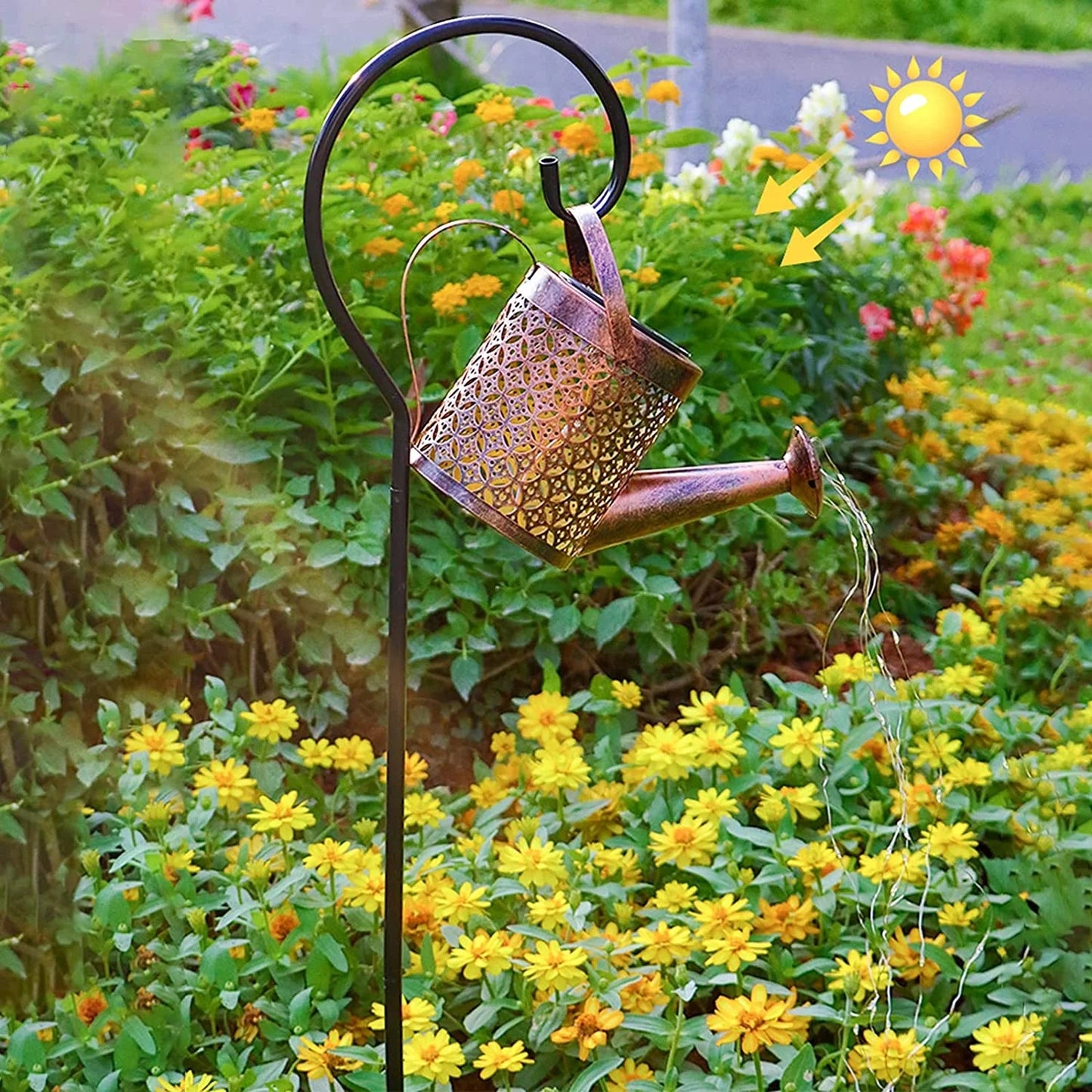 Skørter | Solvannfall Watering Can with Garden Lighting & Shepherd's Pole