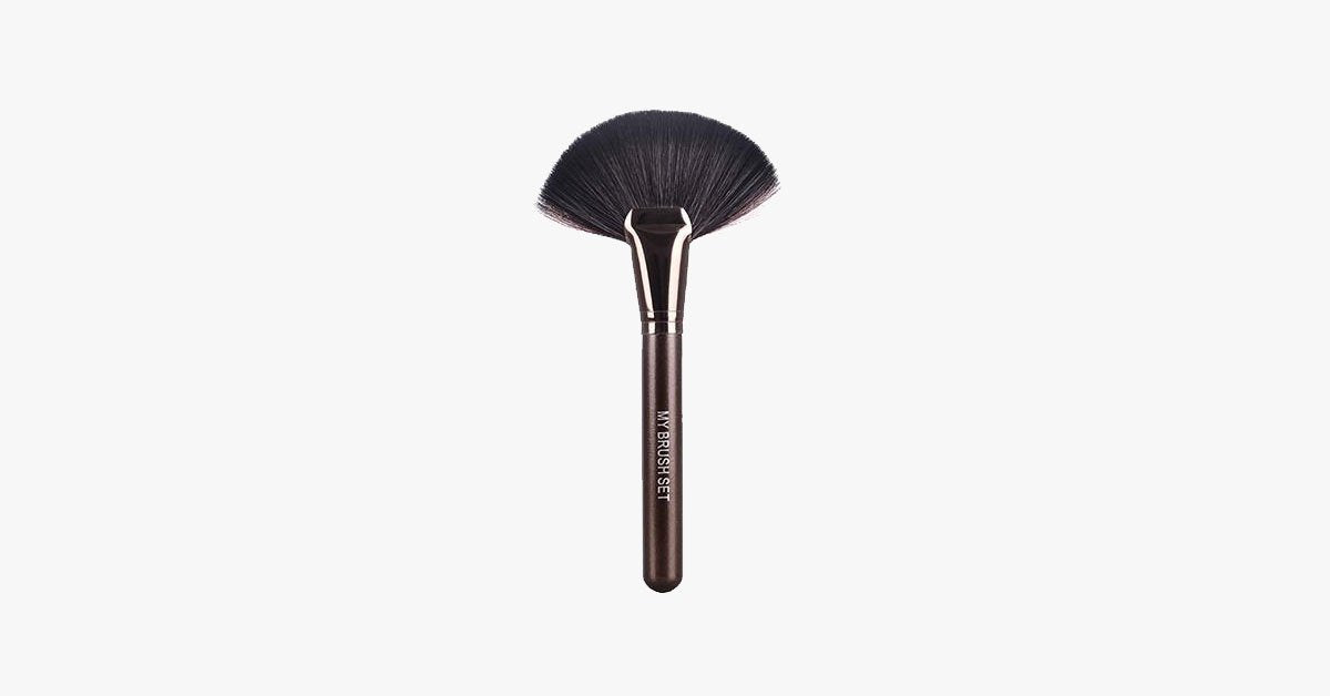 Skorter | Big Fan Makeup Brush - Single soft brush for powder, foundation & blush