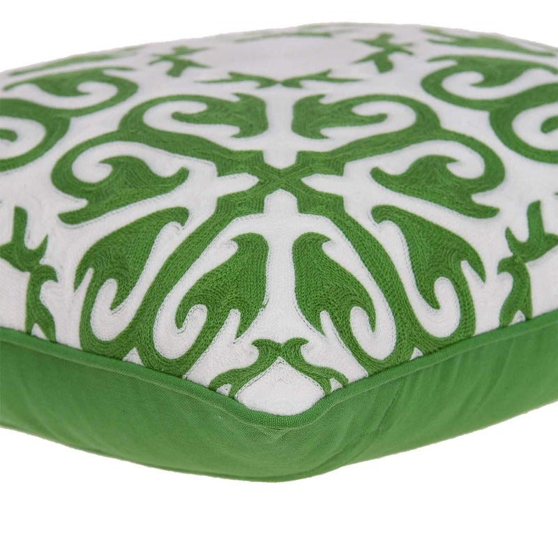 Skørter | Traditional green and white accent pillow 20"x20"