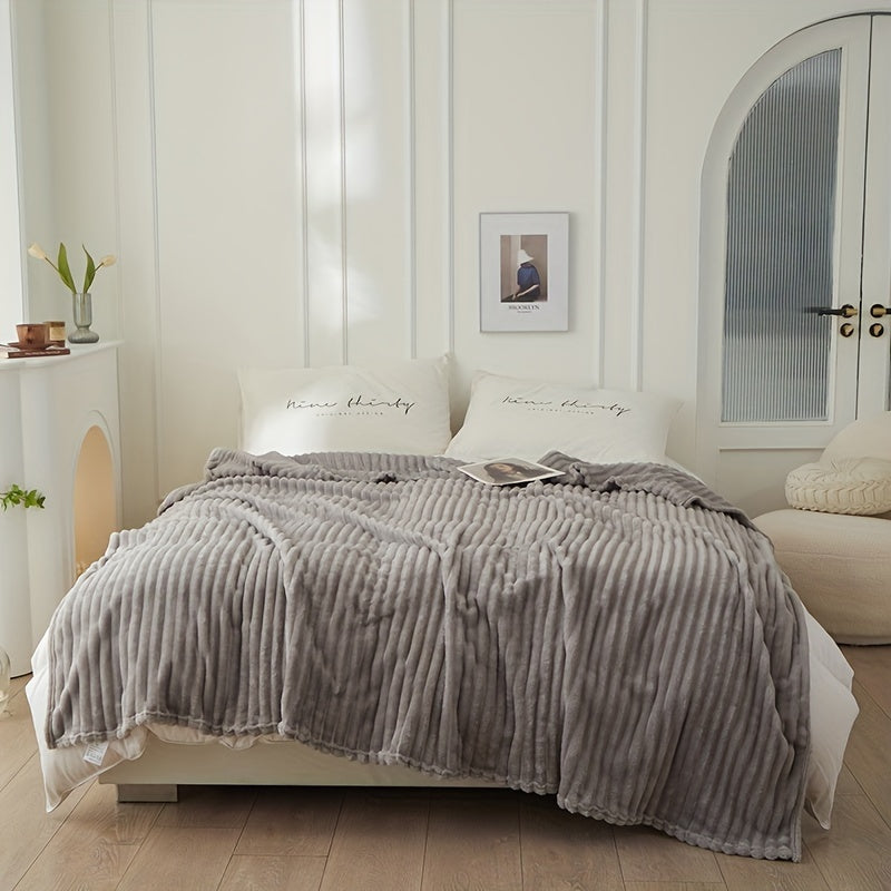 Skorter | Thick Striped Plush Rug - Soft and Skin-Friendly Sofa Blanket, Multifunctional Nap Rug