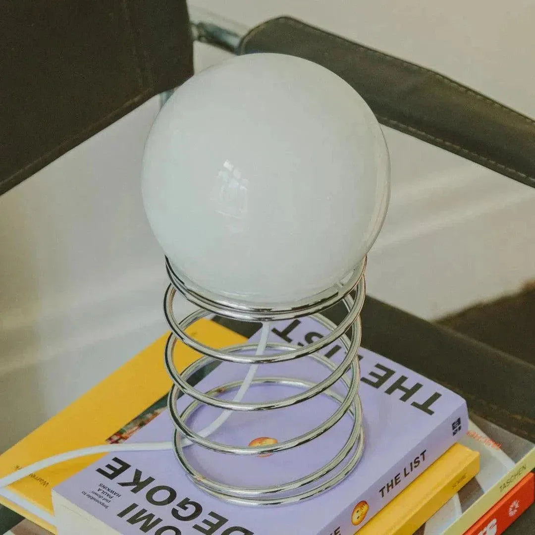 Skorter | Add a feather to your lamp | Metal