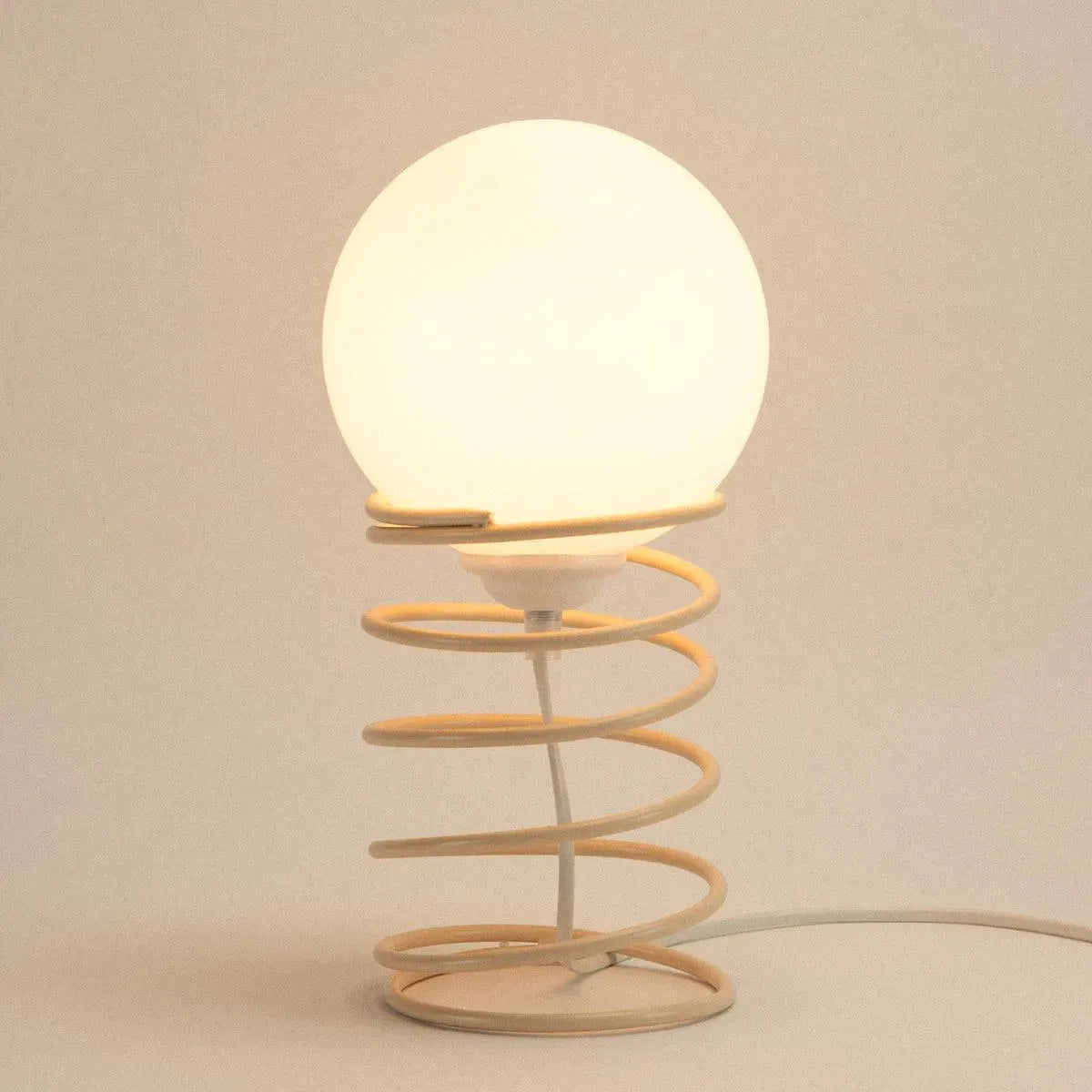 Skorter | Put a feather in your lamp | Mocha