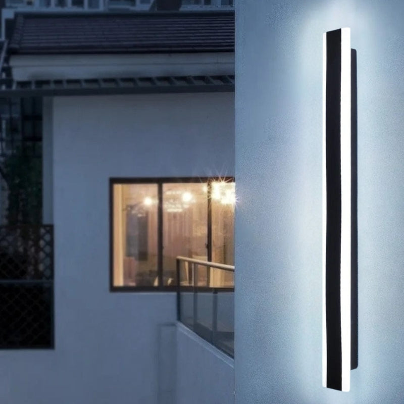 Skorter | Smart LED Outdoor Wall Light with Light Sensor – Remote Control & Dimmable Features
